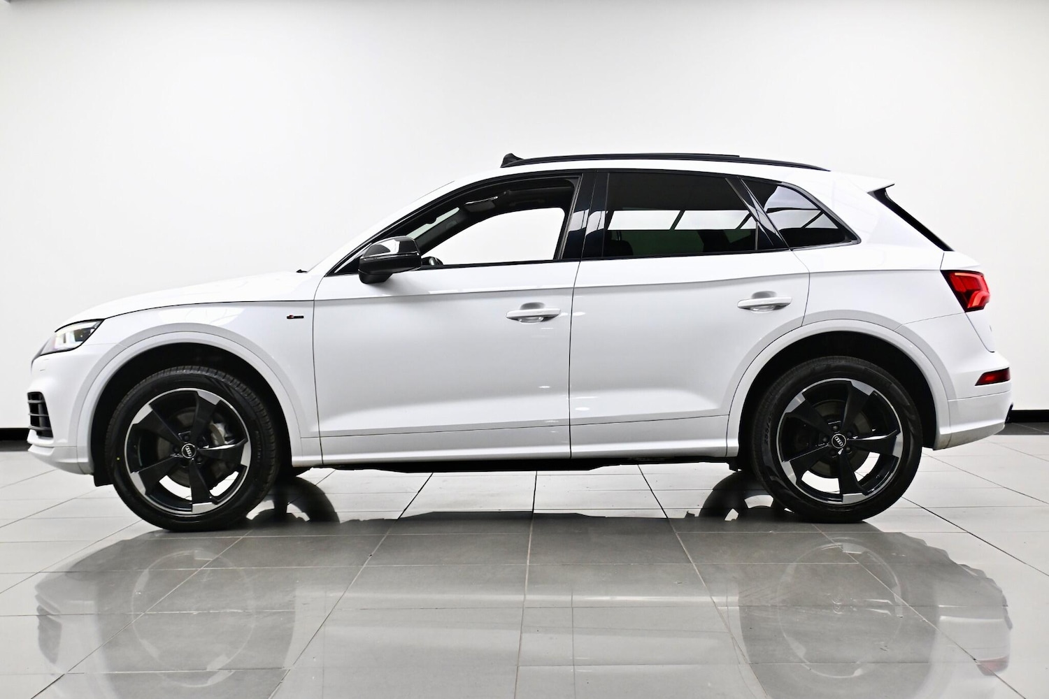 Used Audi Q5 2019 for sale - 76976402: Photo 5