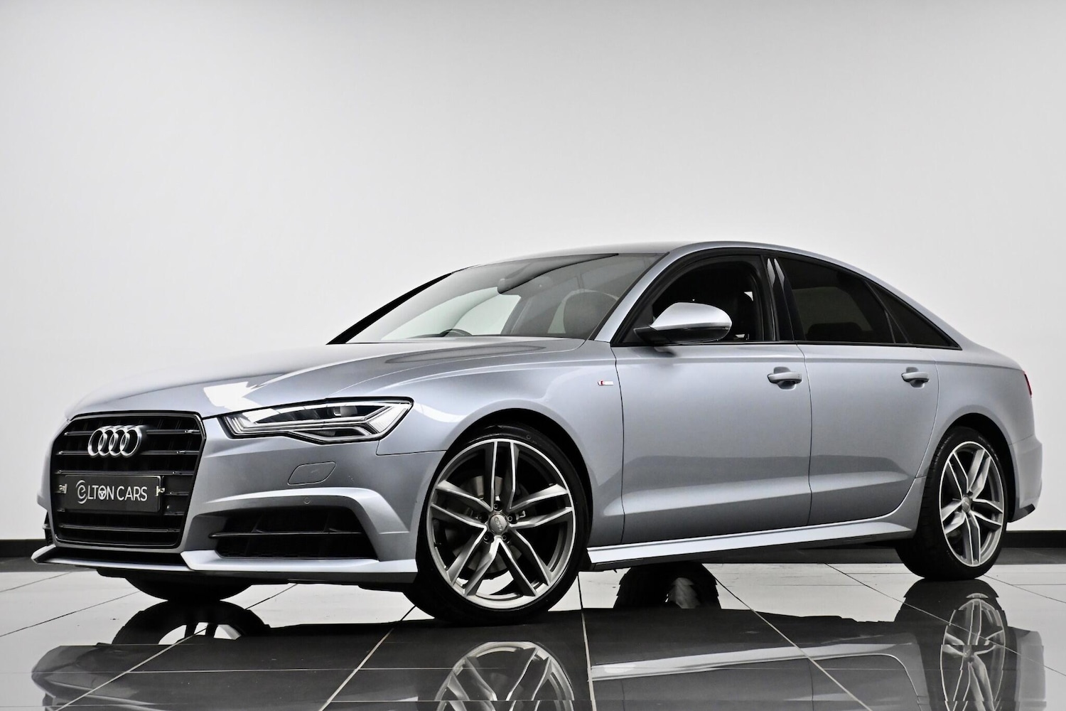 Used Audi A6 2017 for sale - 77993260: Photo 2