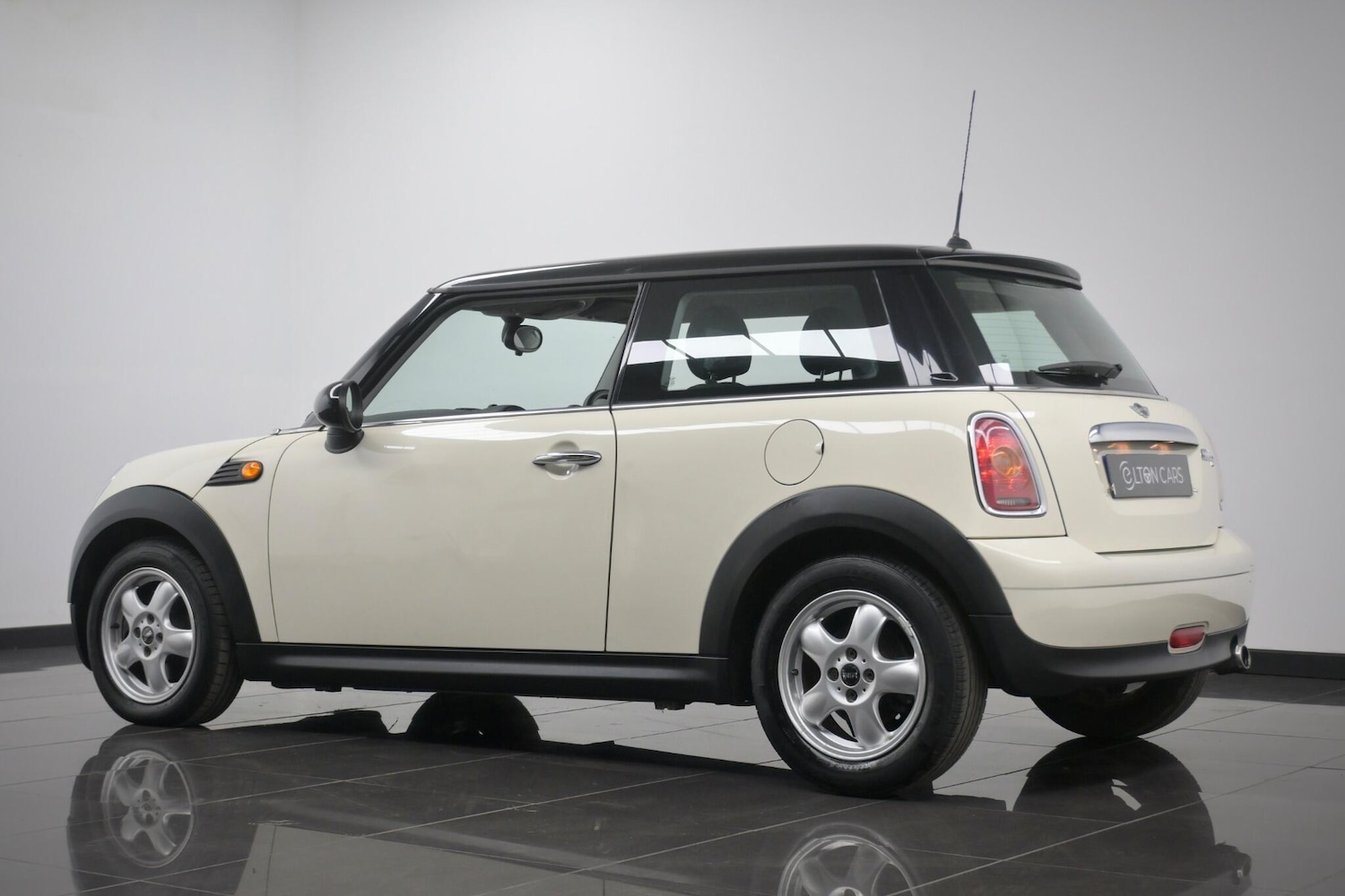Used MINI Hatch 2010 for sale - 77783786: Photo 9