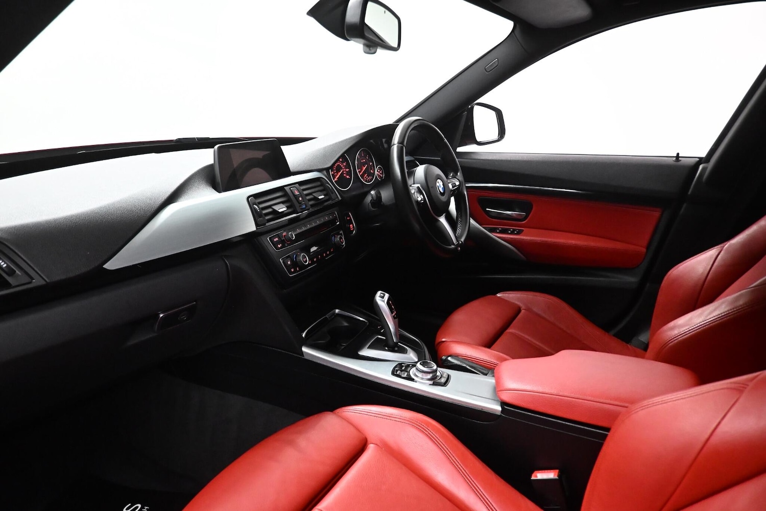 Used BMW 3 Series 2016 for sale - 77109346: Photo 15