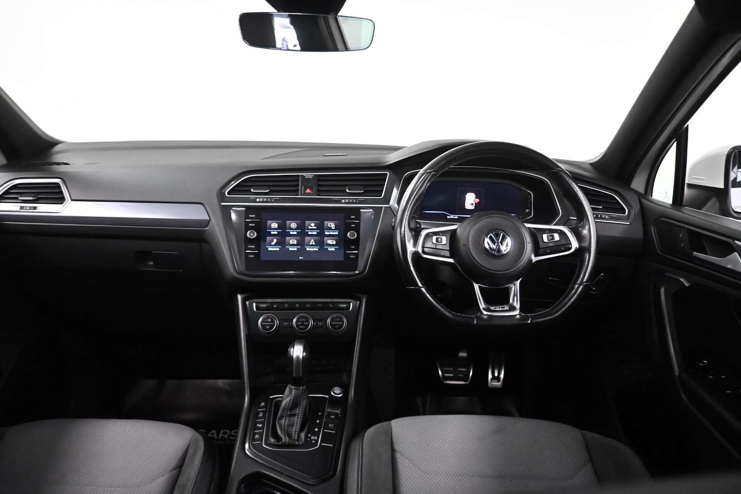 Used Volkswagen Tiguan 2020 for sale - 77774469: Photo 15