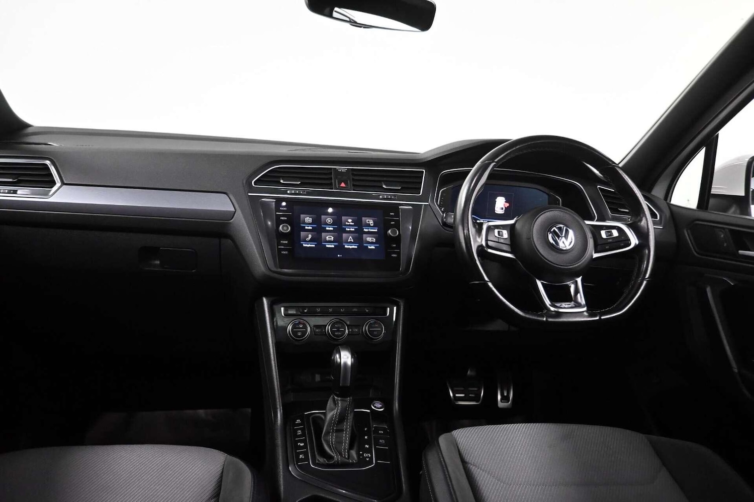 Used Volkswagen Tiguan 2020 for sale - 77774469: Photo 23