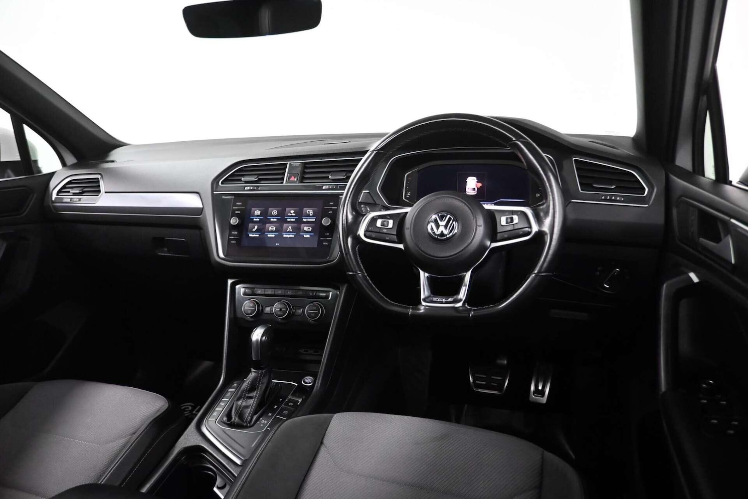 Used Volkswagen Tiguan 2020 for sale - 77774469: Photo 24