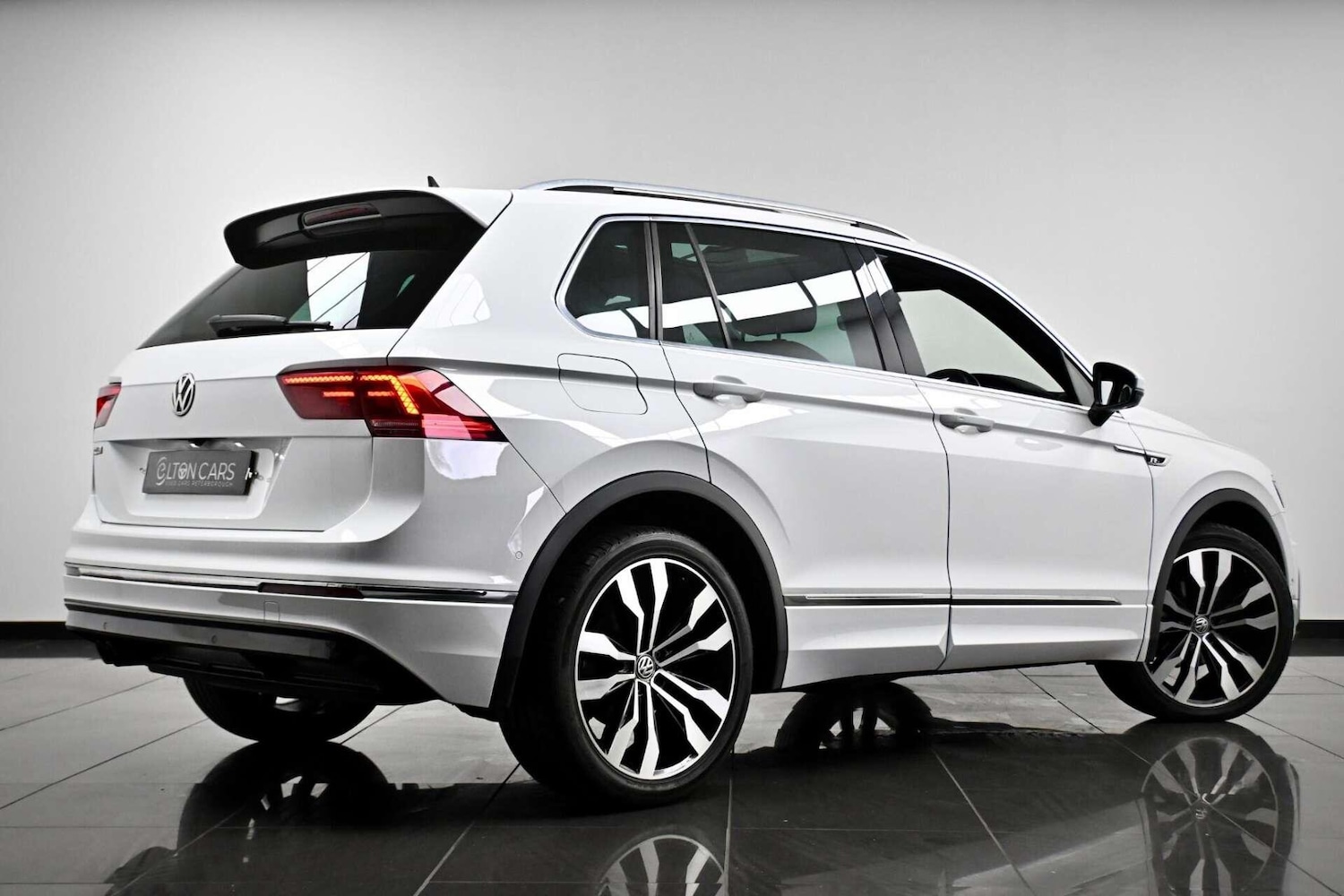 Used Volkswagen Tiguan 2020 for sale - 77774469: Photo 9
