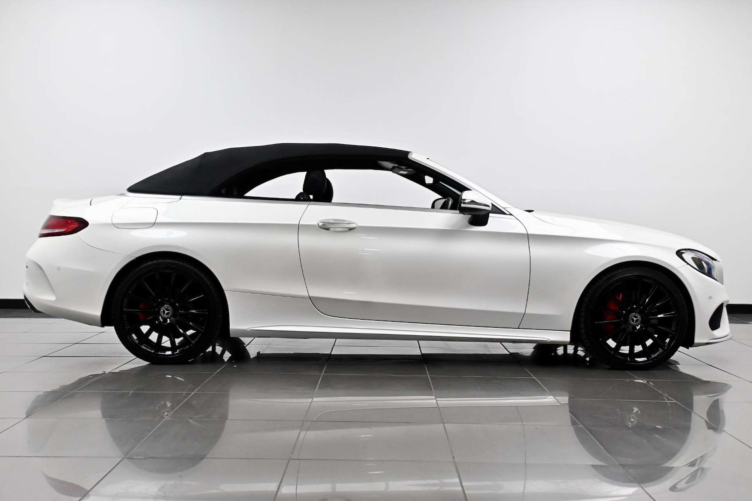 Used Mercedes-Benz C Class 2017 for sale - 77729097: Photo 9