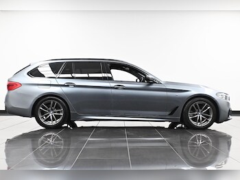 Used BMW 5 Series 2018 for sale - 77081957: Photo
