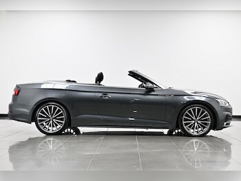 Used Audi A5 Cabriolet 2019 for sale - 76823556: Photo