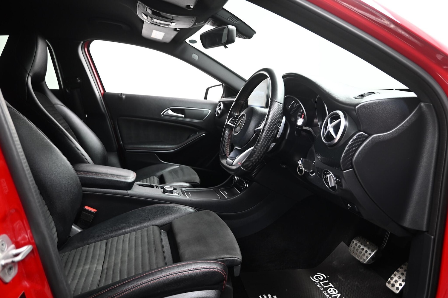 Used Mercedes-Benz A-Class 2017 for sale - 76714372: Photo 8