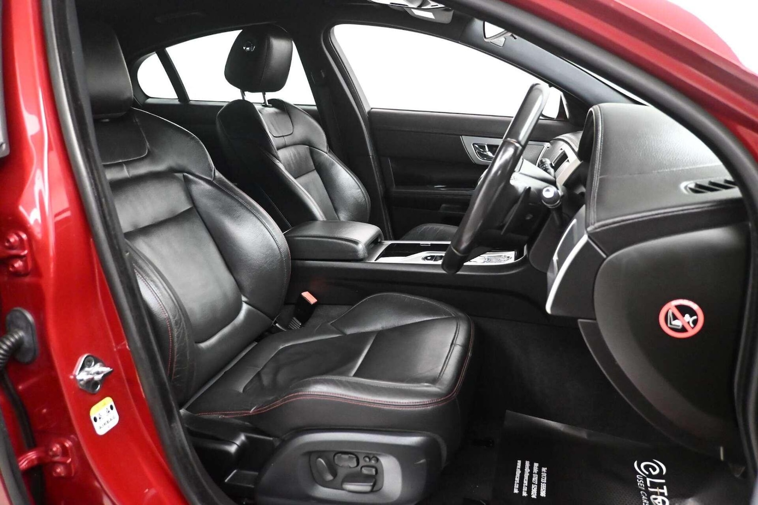 Used Jaguar XF 2015 for sale - 77774467: Photo 10