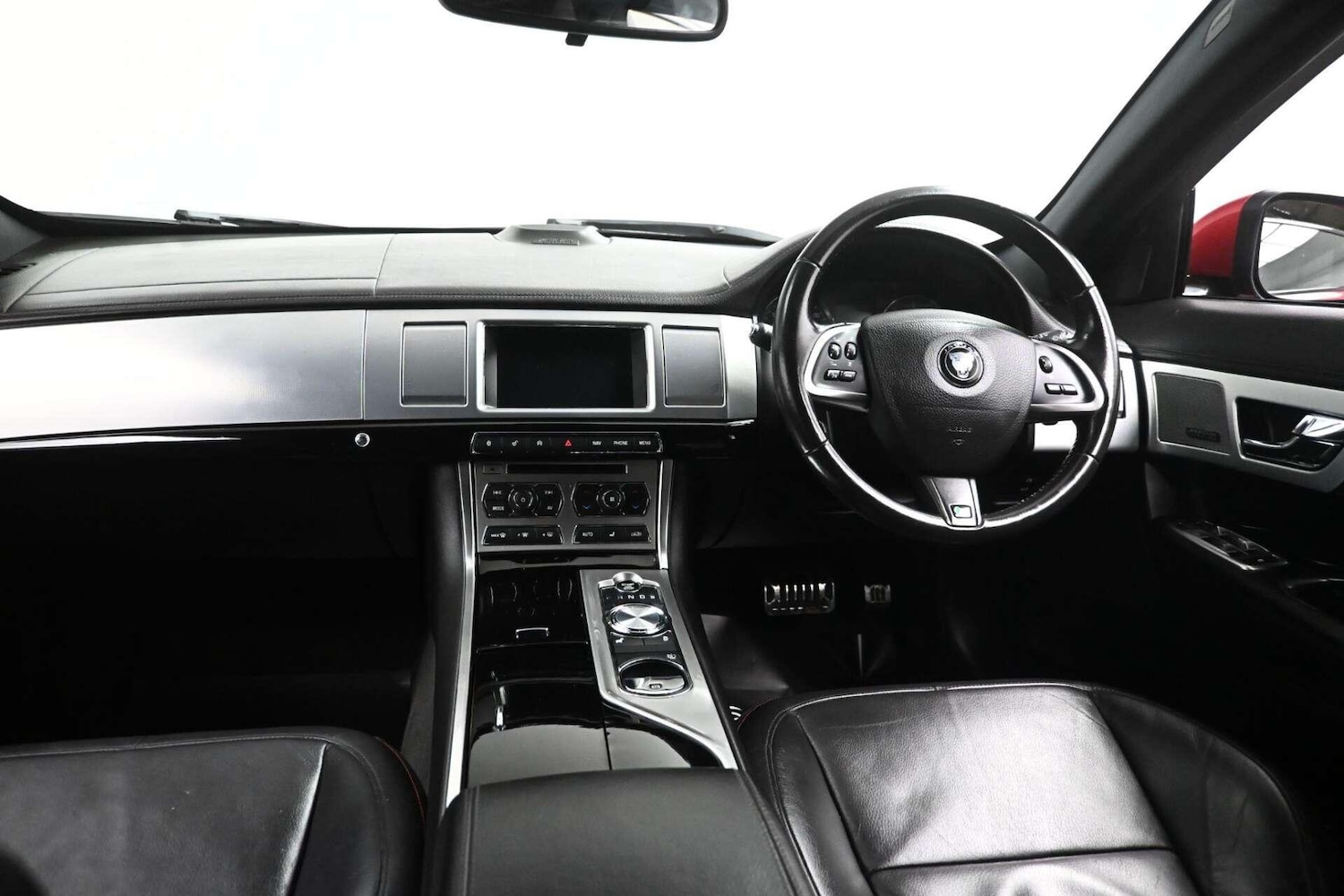 Used Jaguar XF 2015 for sale - 77774467: Photo 17