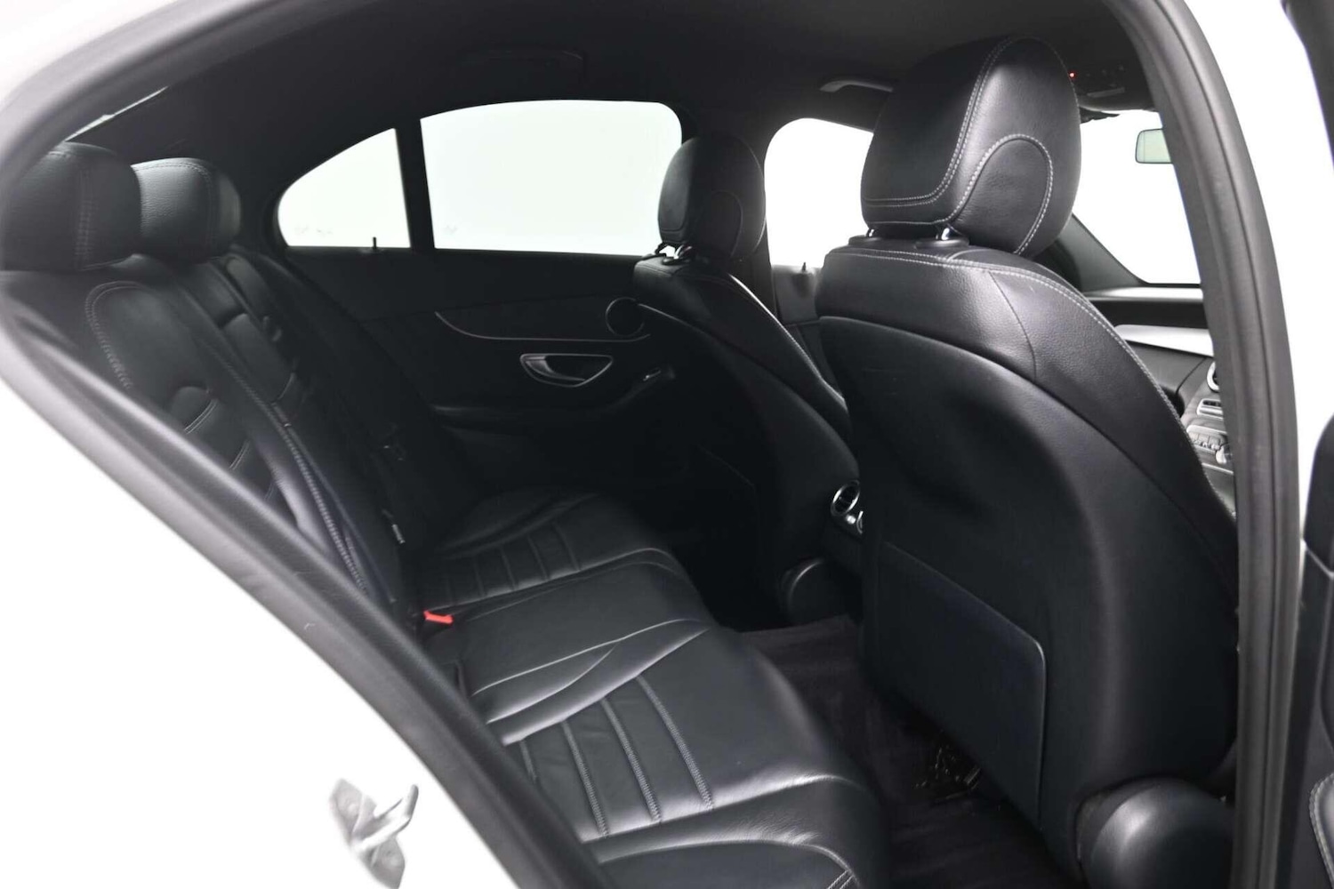 Used Mercedes-Benz C Class 2019 for sale - 77774470: Photo 15