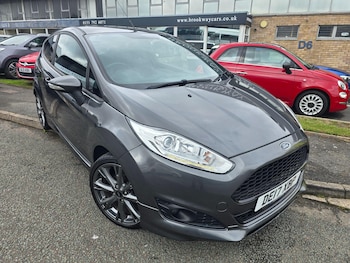 Used Ford Fiesta 2017 for sale - 75402147: Photo