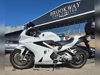 Used Honda VFR800 2014 for sale - bike-77838711: Photo