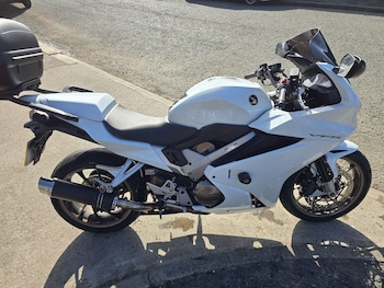 Used Honda VFR800 2014 for sale - bike-77838711: Photo