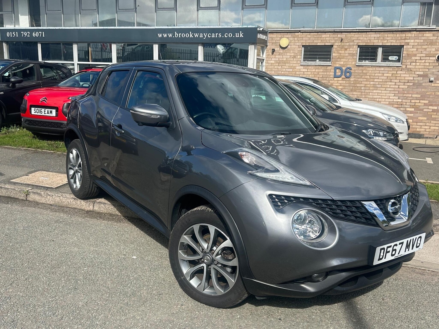 Used Nissan Juke 2018 for sale - 75940228: Photo 2