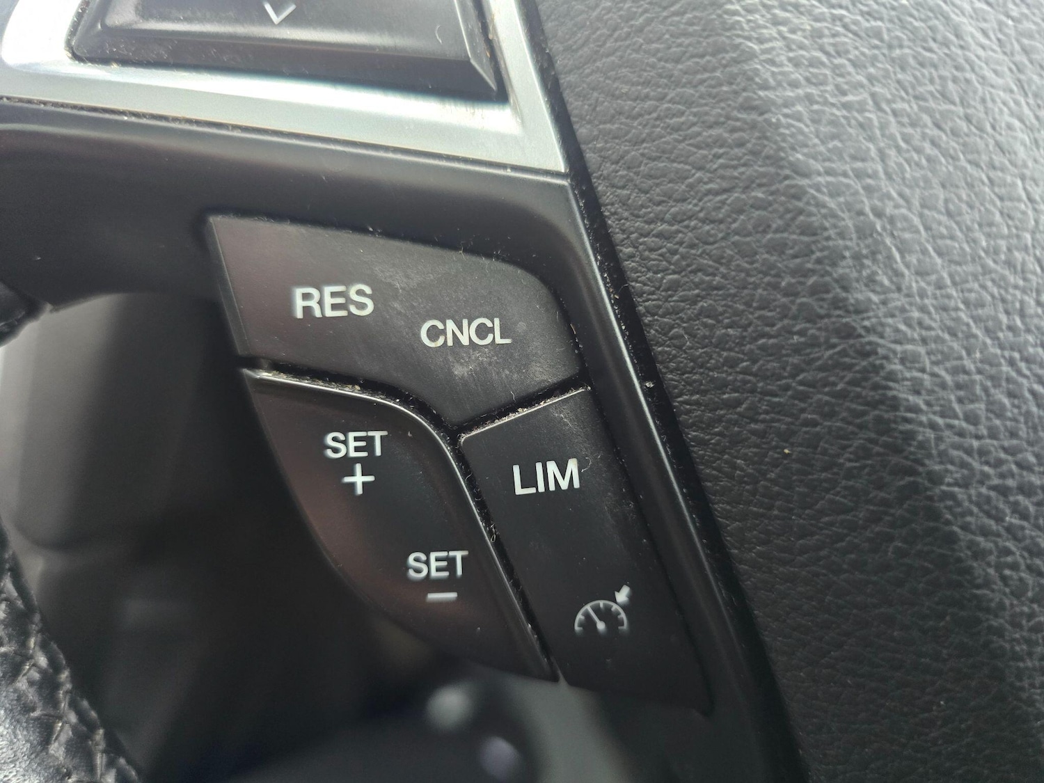 Used Ford Mondeo 2019 for sale - 77039979: Photo 28