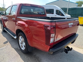 Used Isuzu D-Max 2018 for sale - 79576344: Photo