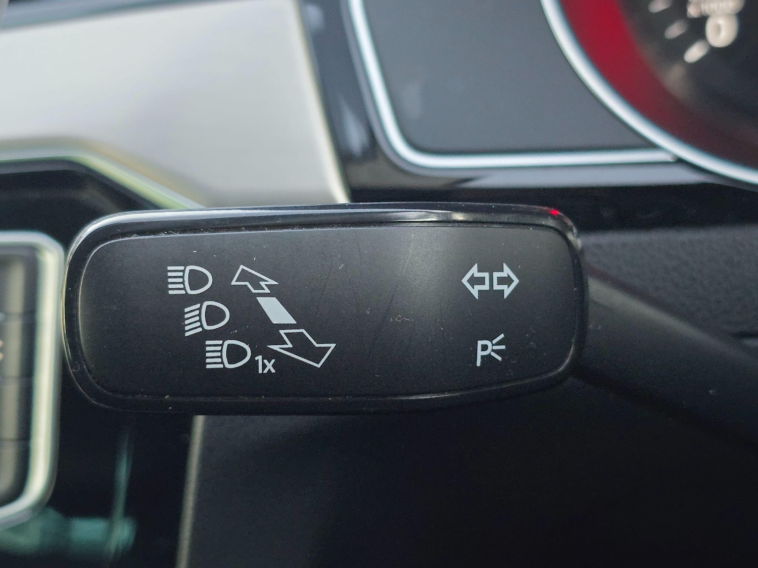 Used Volkswagen Passat 2016 for sale - 77253920: Photo 32