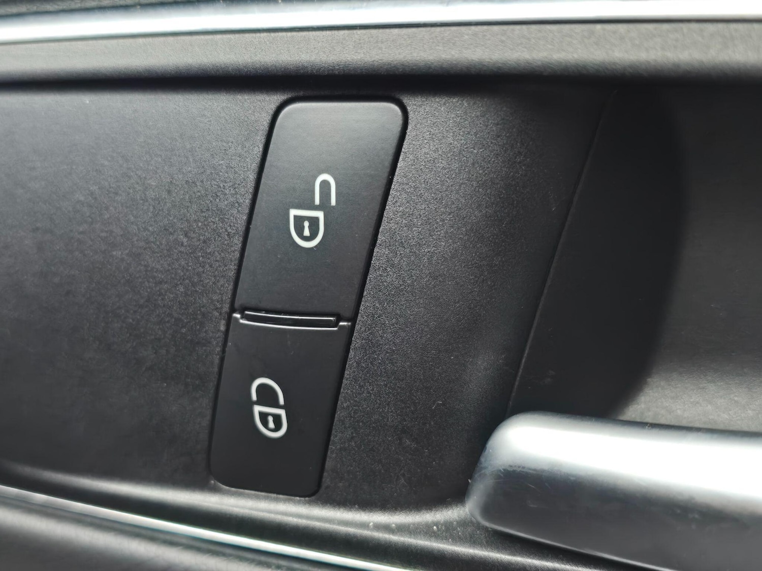 Used Mercedes-Benz CLA 2017 for sale - 77611755: Photo 35