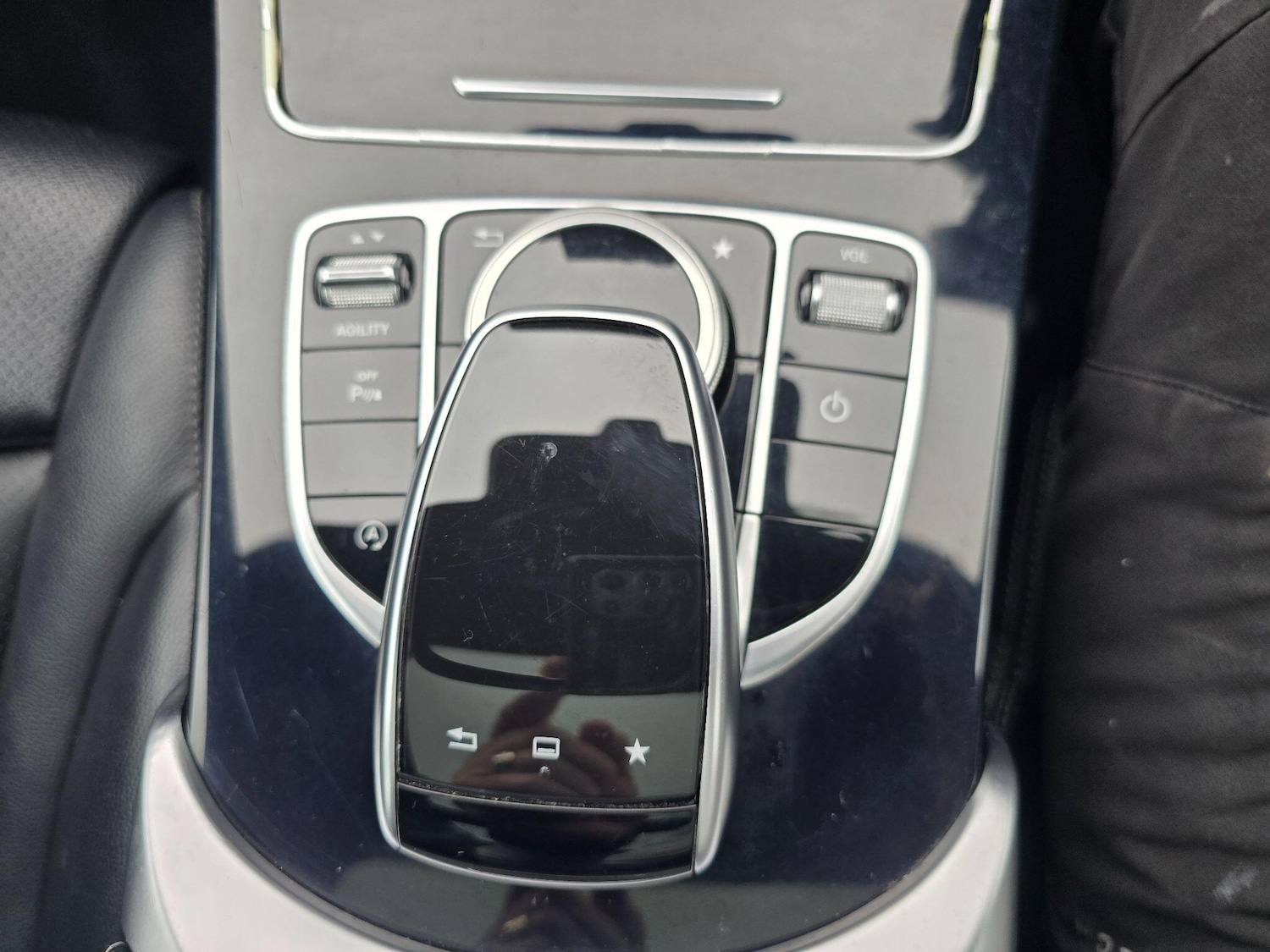 Used Mercedes-Benz C Class 2015 for sale - 78006695: Photo 28