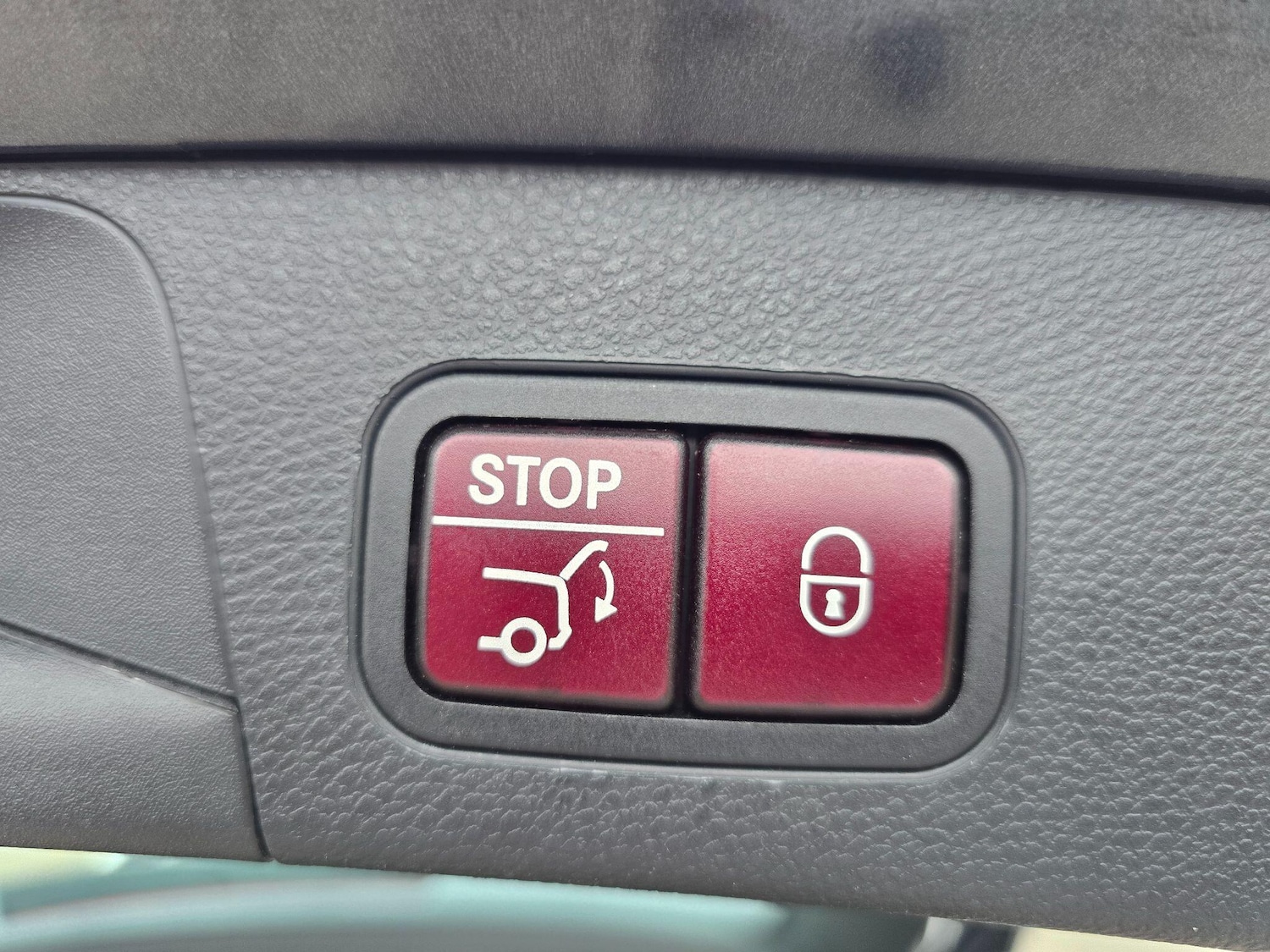 Used Mercedes-Benz C Class 2015 for sale - 78006695: Photo 48