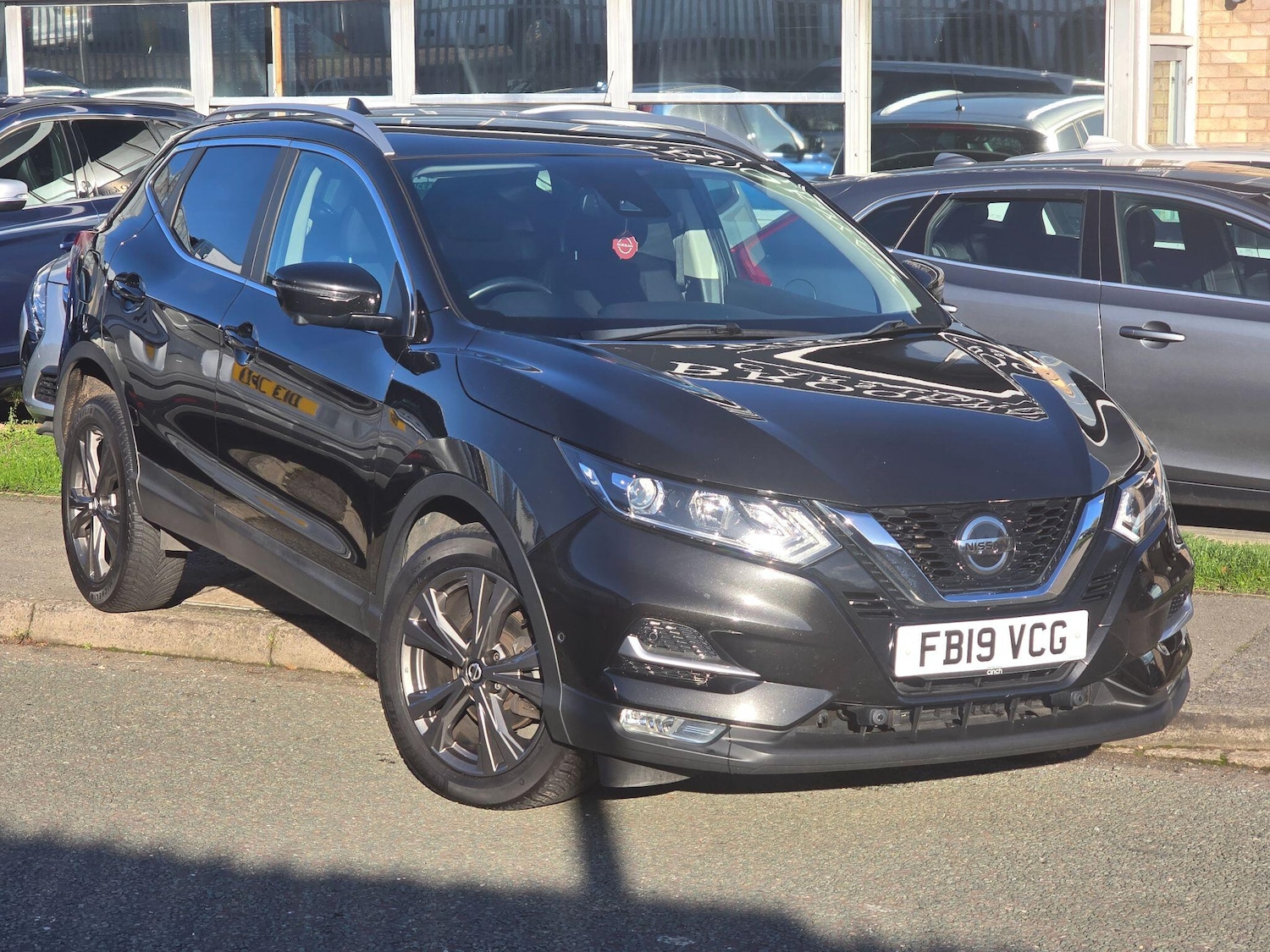 Used Nissan Qashqai 2019 for sale - 76644618: Photo 2