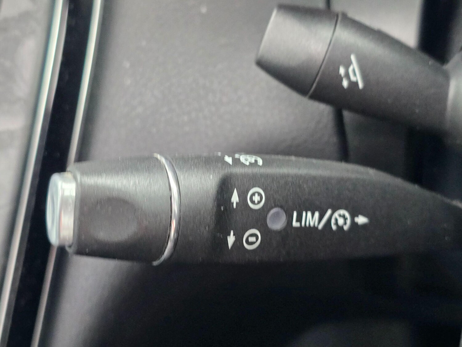 Used Mercedes-Benz GLC for sale - 77993531: Photo 37