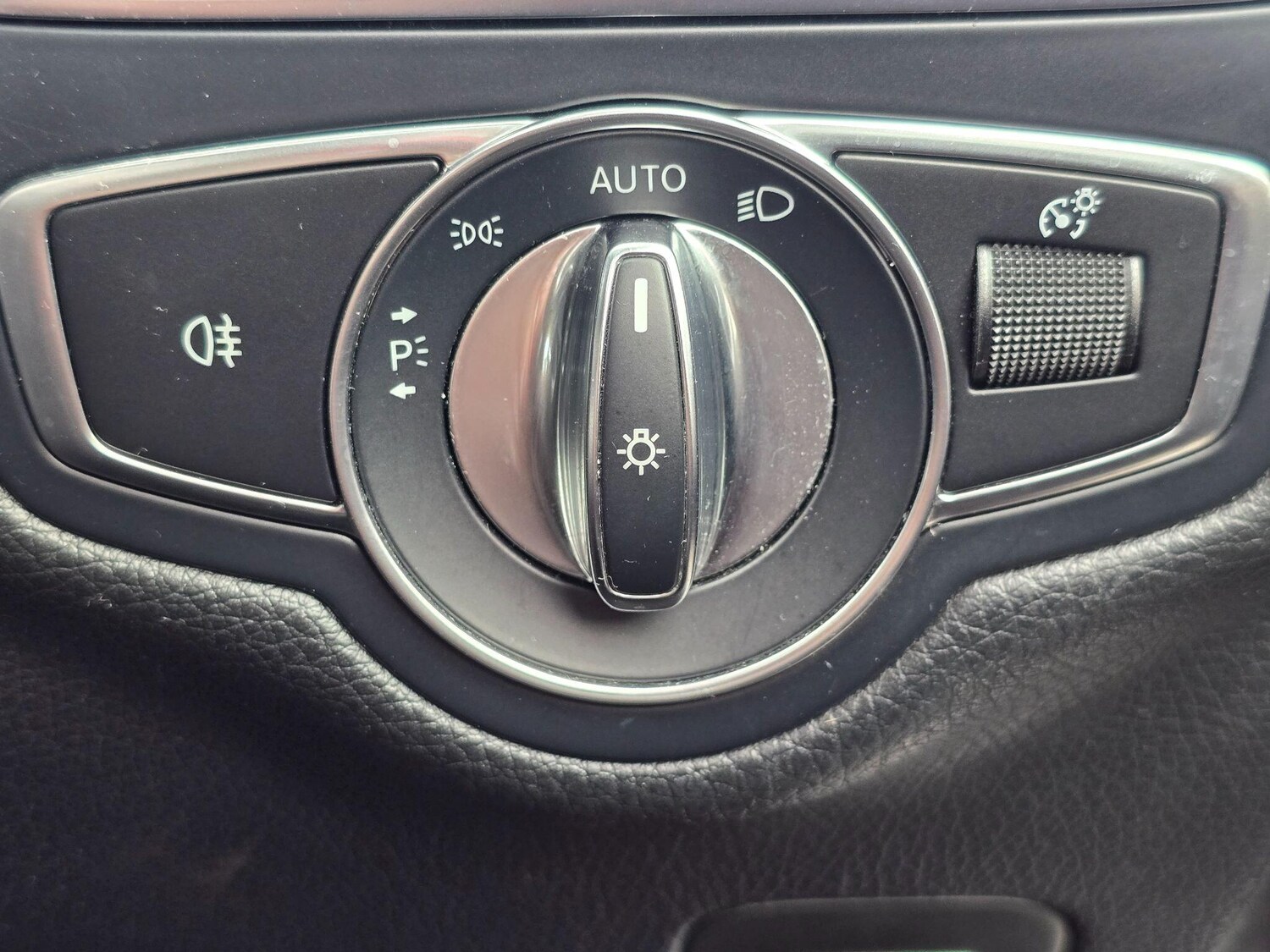 Used Mercedes-Benz GLC for sale - 77993531: Photo 41