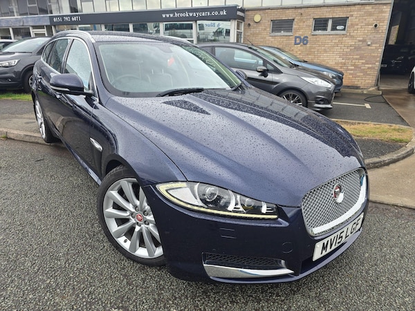 Used Jaguar XF 2015 for sale - 75719676: Photo 2