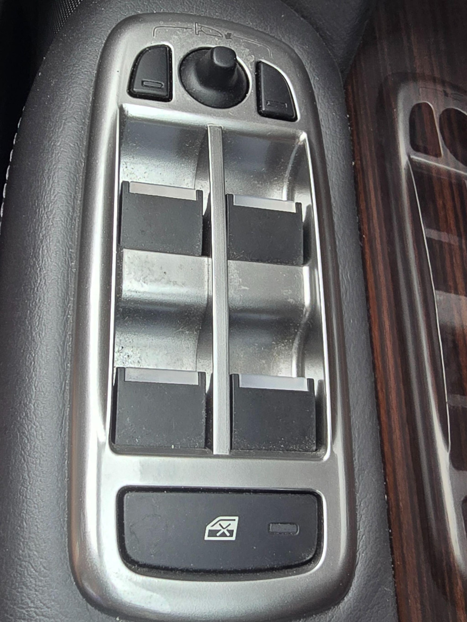 Vehicle 33