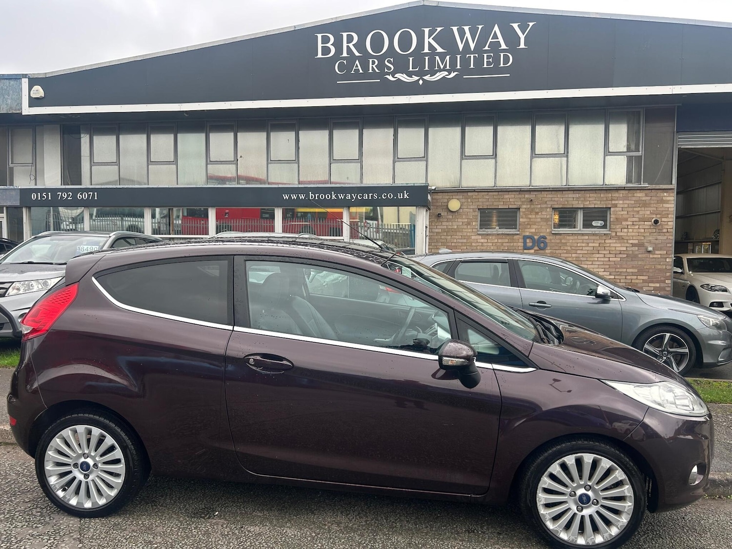 Used Ford Fiesta 2010 for sale - 76512064: Photo 2