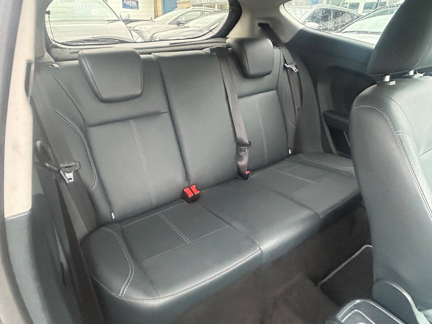 Used Ford Fiesta 2010 for sale - 76512064: Photo 9