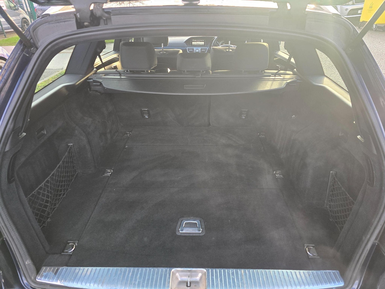 Used Mercedes-Benz E Class 2014 for sale - 77215524: Photo 36