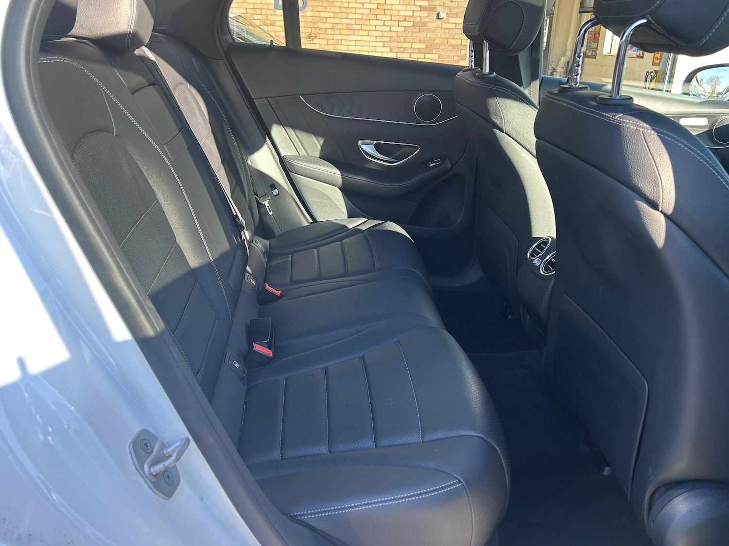 Used Mercedes-Benz GLC 2016 for sale - 76657018: Photo 11