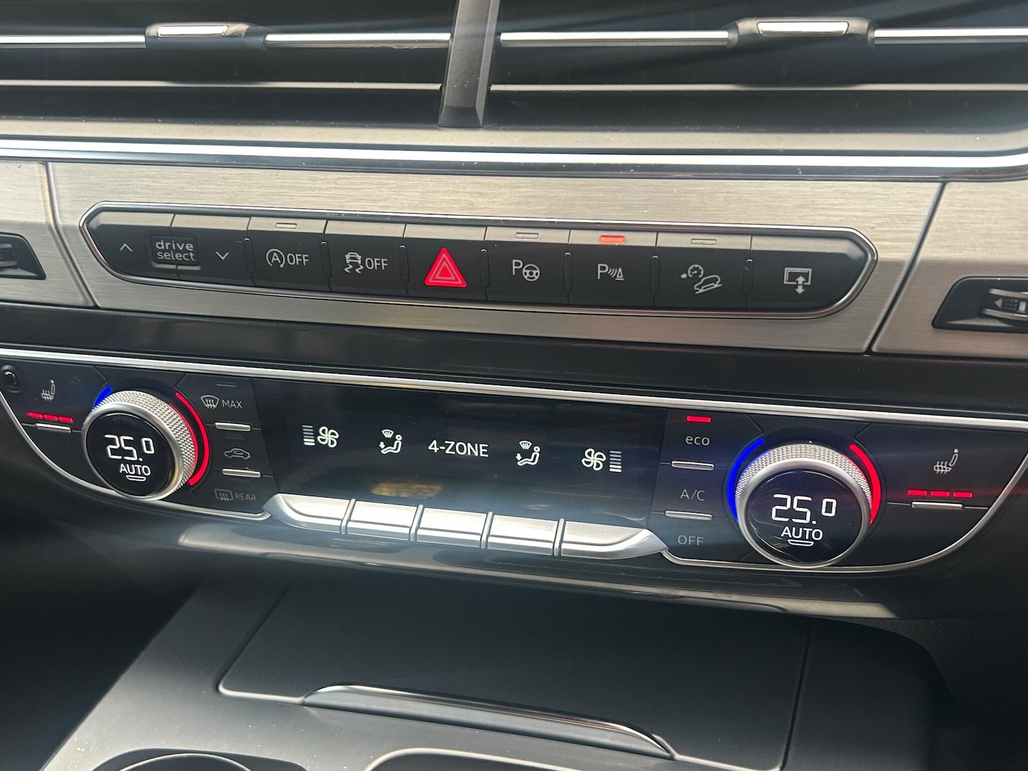 Used Audi Q7 2015 for sale - 76620578: Photo 31