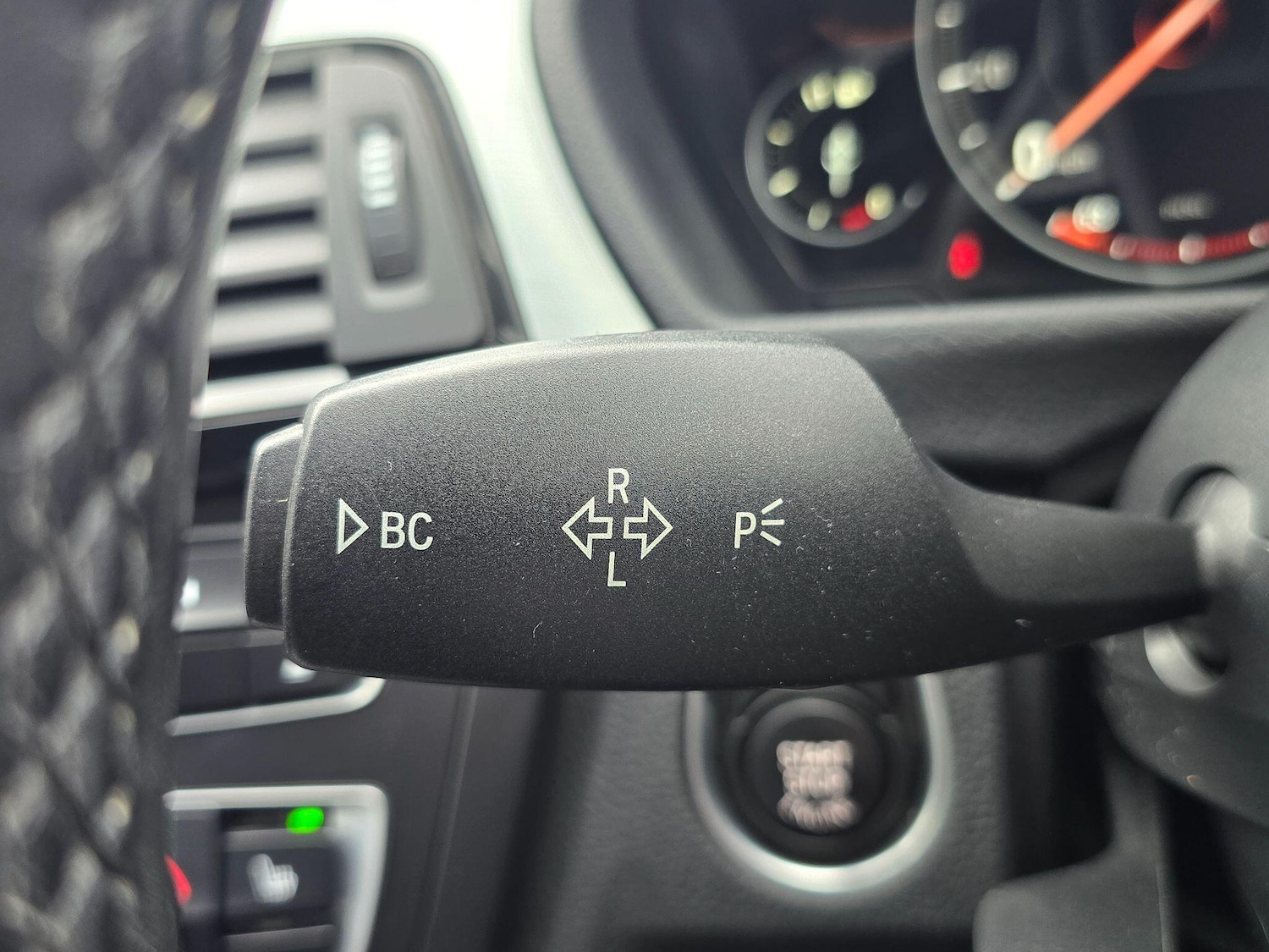 Used BMW 3 Series 2014 for sale - 78086601: Photo 31