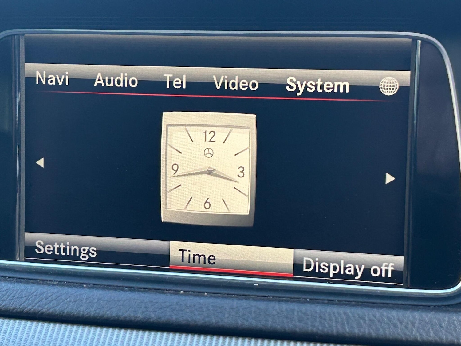 Used Mercedes-Benz E Class 2015 for sale - 77163361: Photo 28