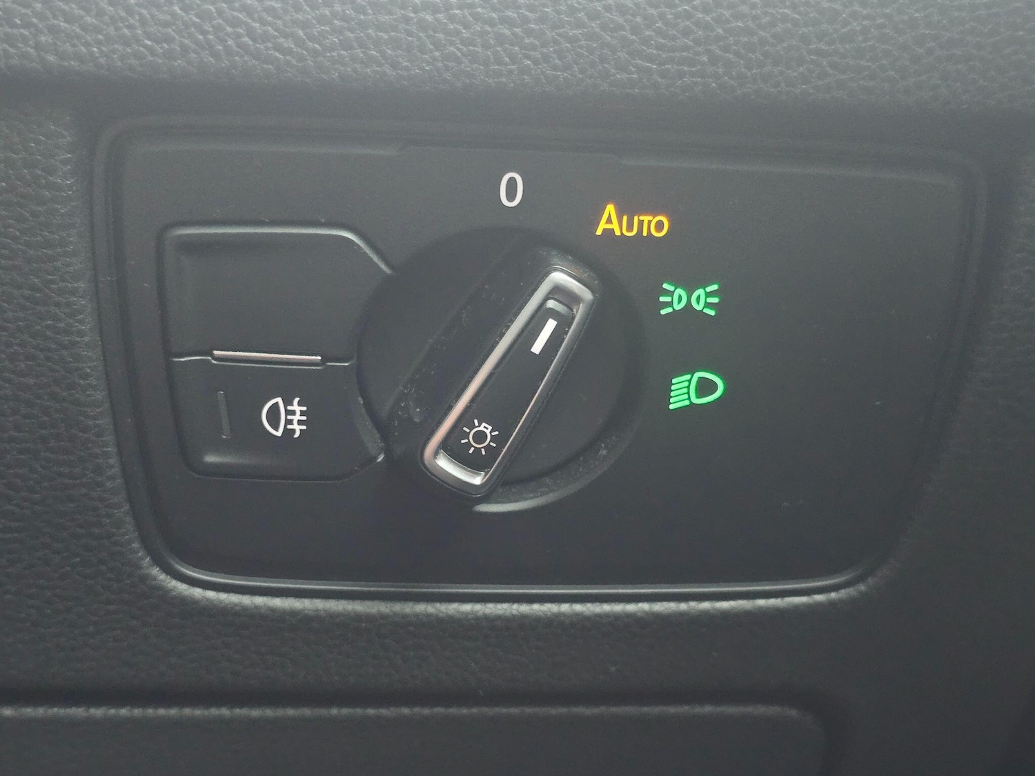 Used Volkswagen Passat for sale - 77684055: Photo 29