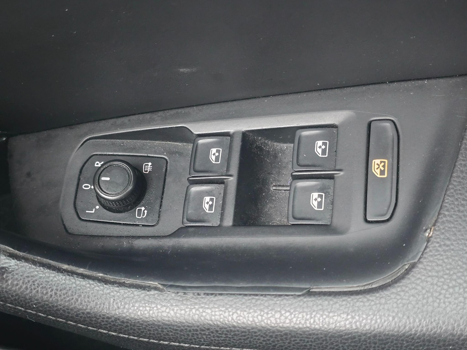 Used Volkswagen Passat for sale - 77684055: Photo 30