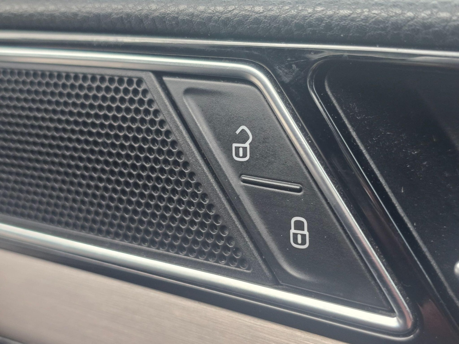 Used Volkswagen Passat for sale - 77684055: Photo 31