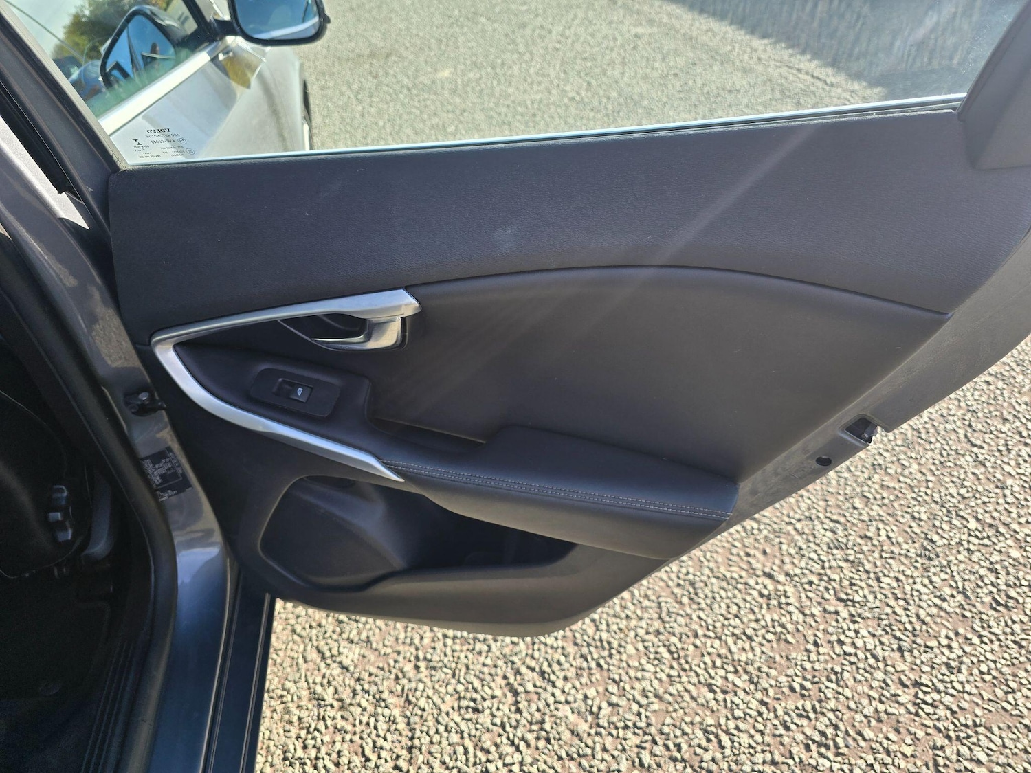 Used Volvo V40 2014 for sale - 76398872: Photo 16