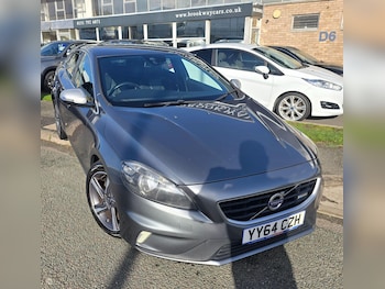 Used Volvo V40 2014 for sale - 76398872: Photo