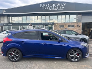 Used Ford Focus 2017 for sale - 78528105: Photo