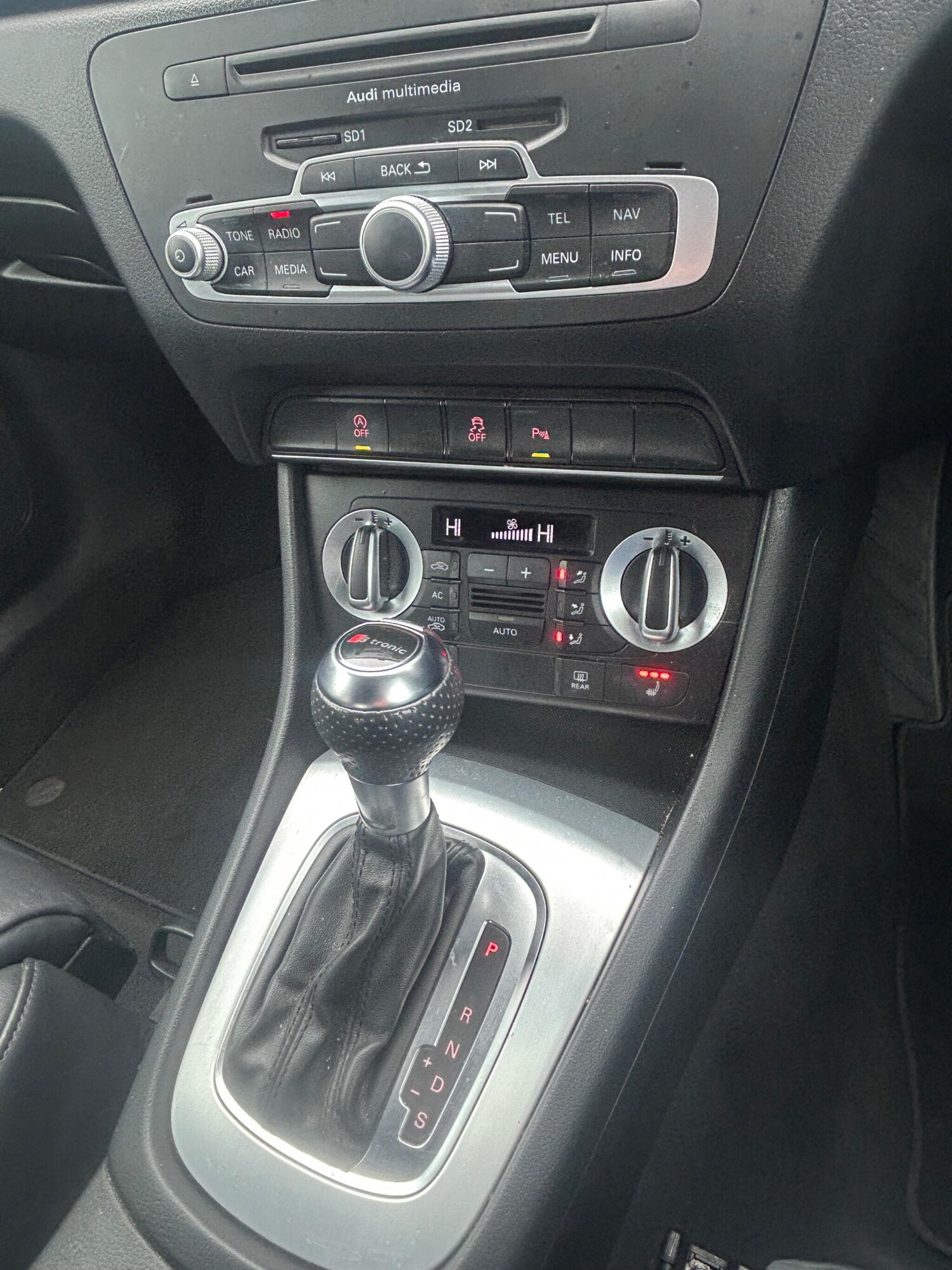 Used Audi Q3 2013 for sale - 77510682: Photo 19