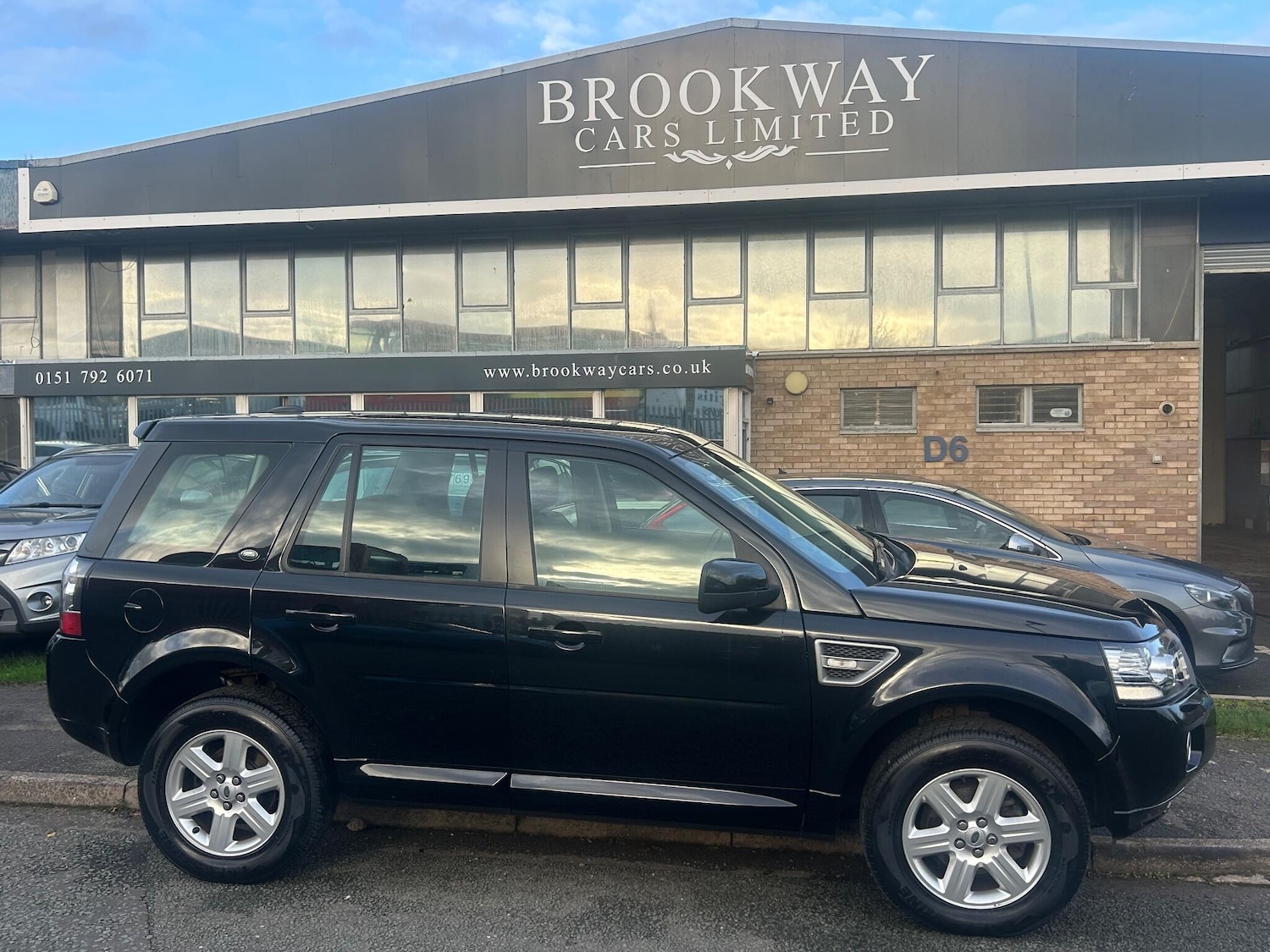 Used Land Rover Freelander 2014 for sale - 76512956: Photo 2