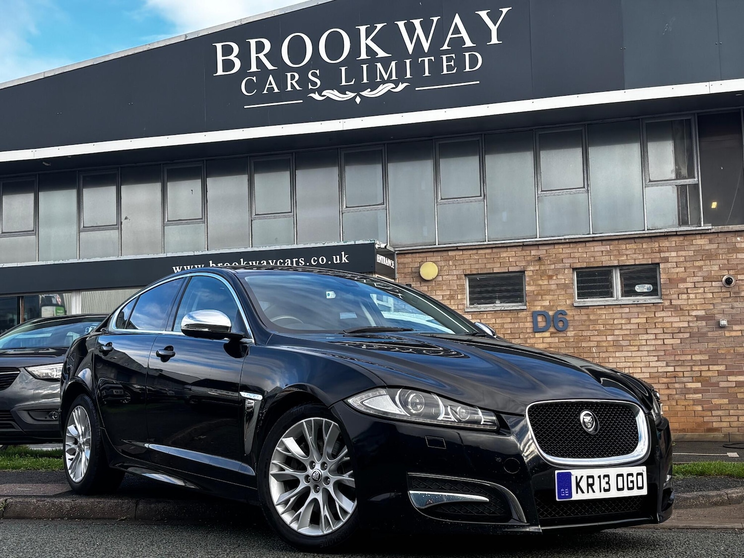 Used Jaguar XF 2013 for sale - 76336908: Photo 1
