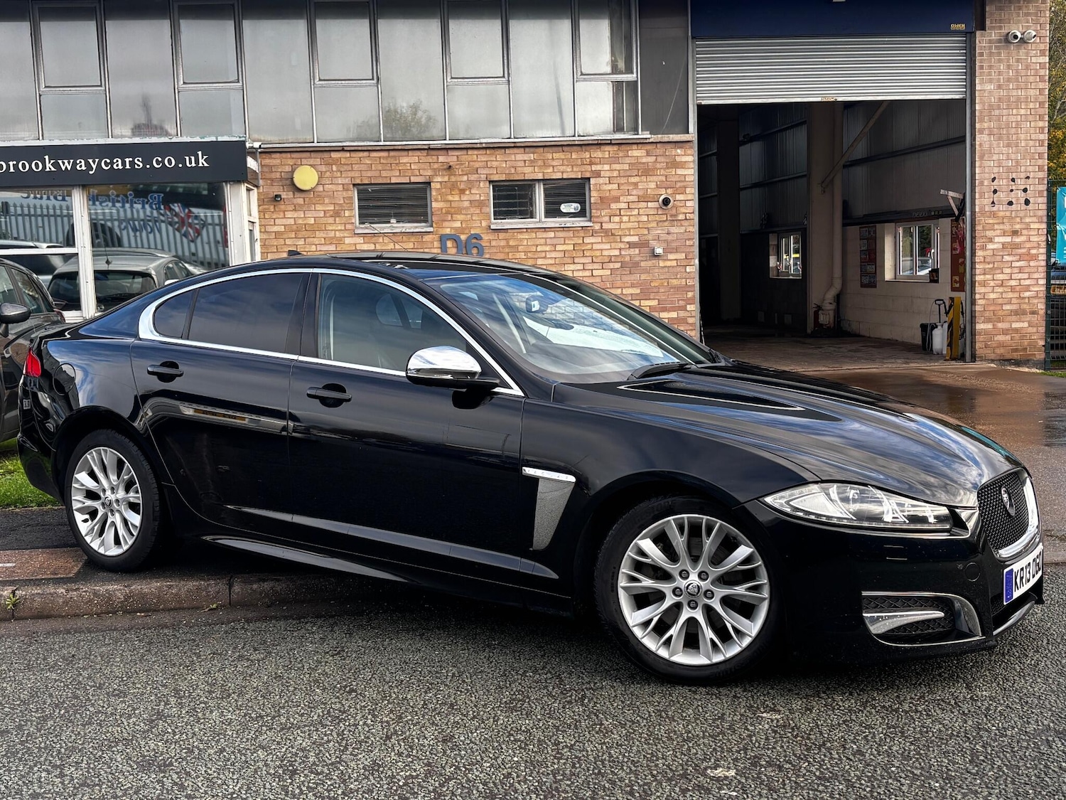 Used Jaguar XF 2013 for sale - 76336908: Photo 3