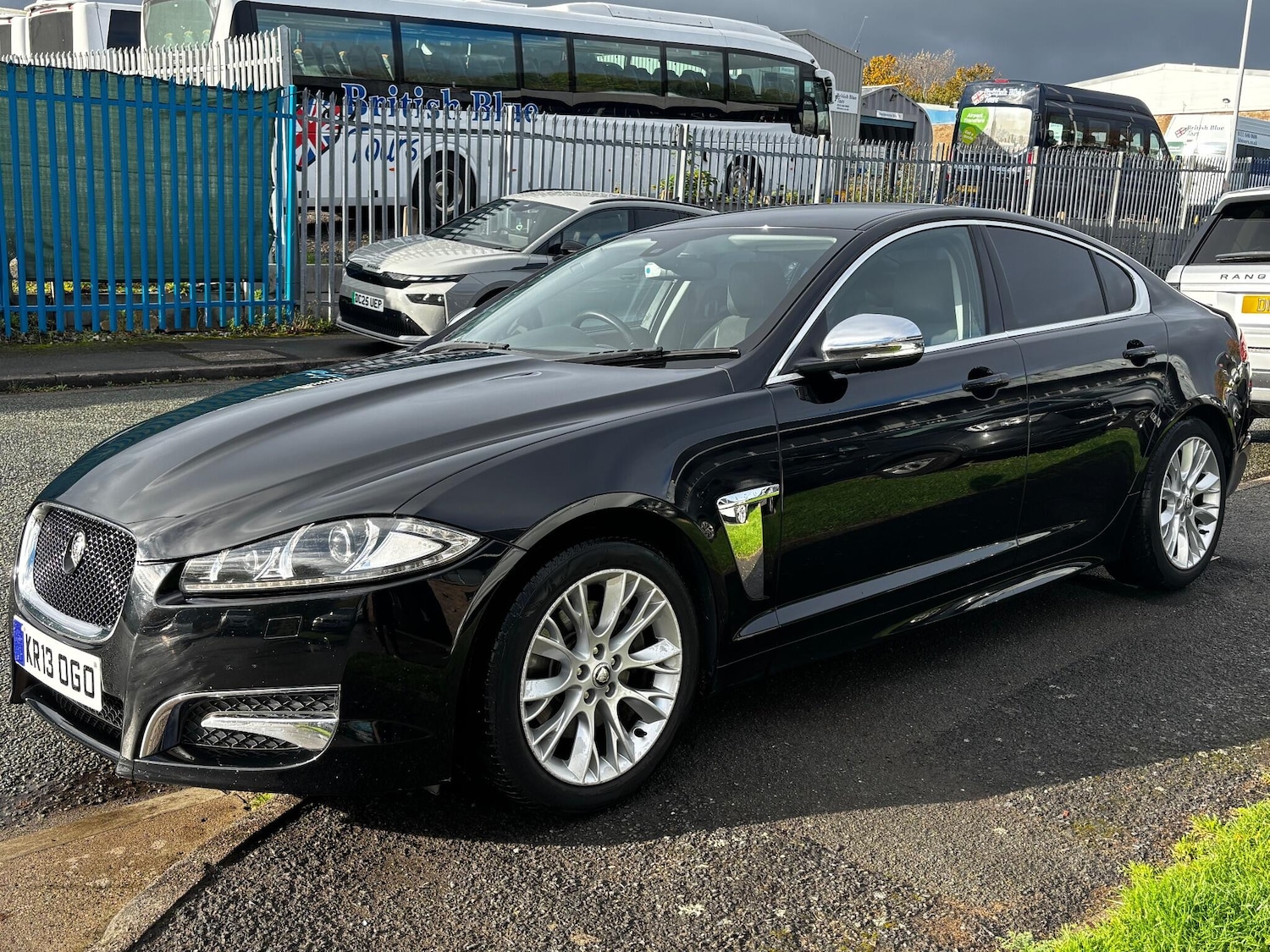 Used Jaguar XF 2013 for sale - 76336908: Photo 4