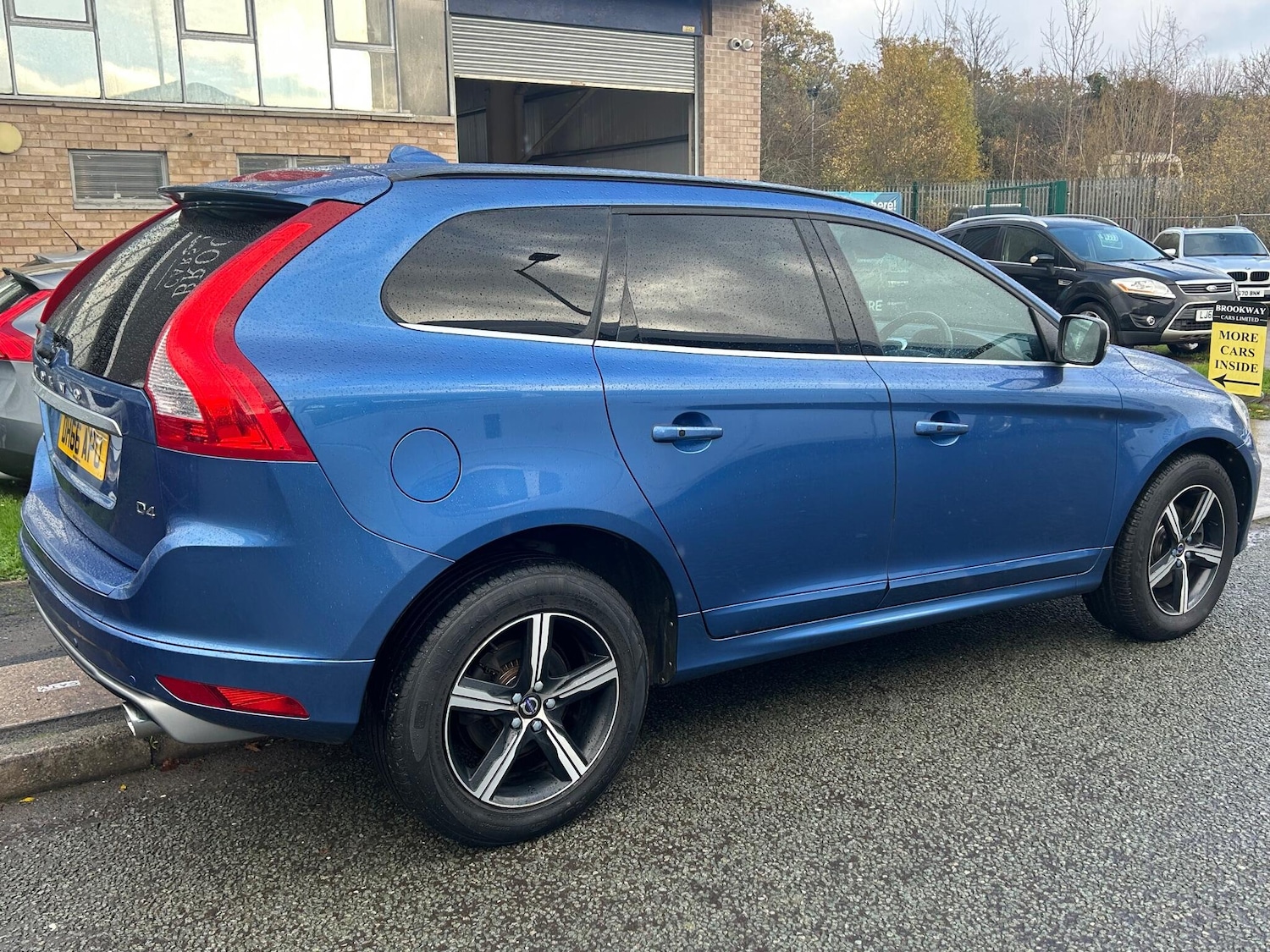 Used Volvo XC60 2016 for sale - 76612784: Photo 3