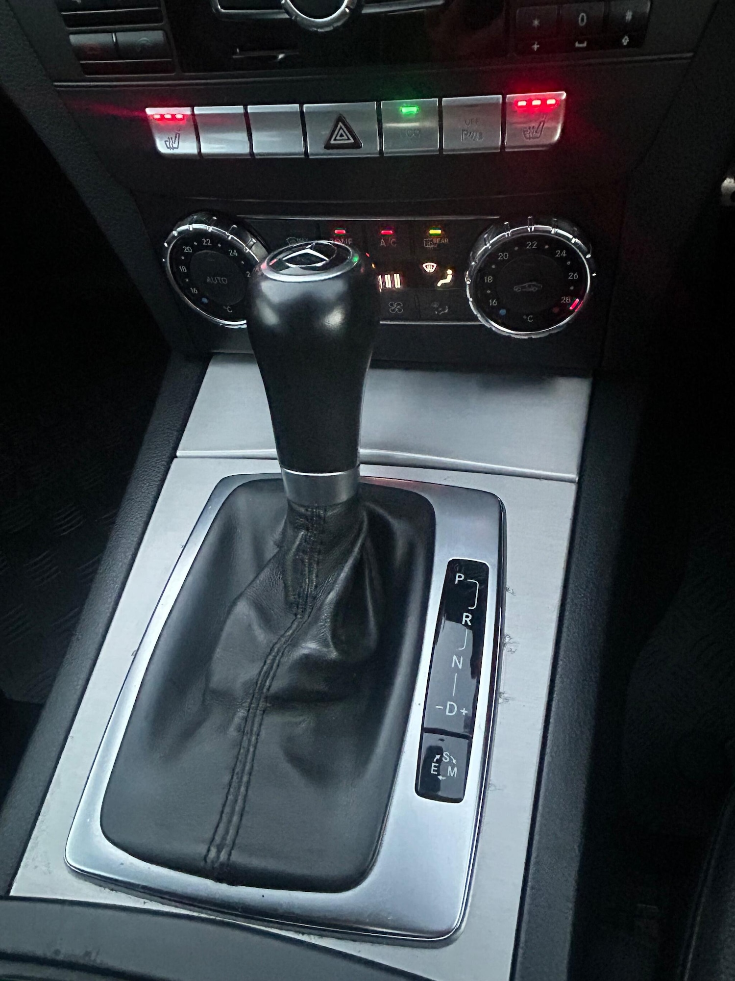 Used Mercedes-Benz C Class 2011 for sale - 76608296: Photo 14